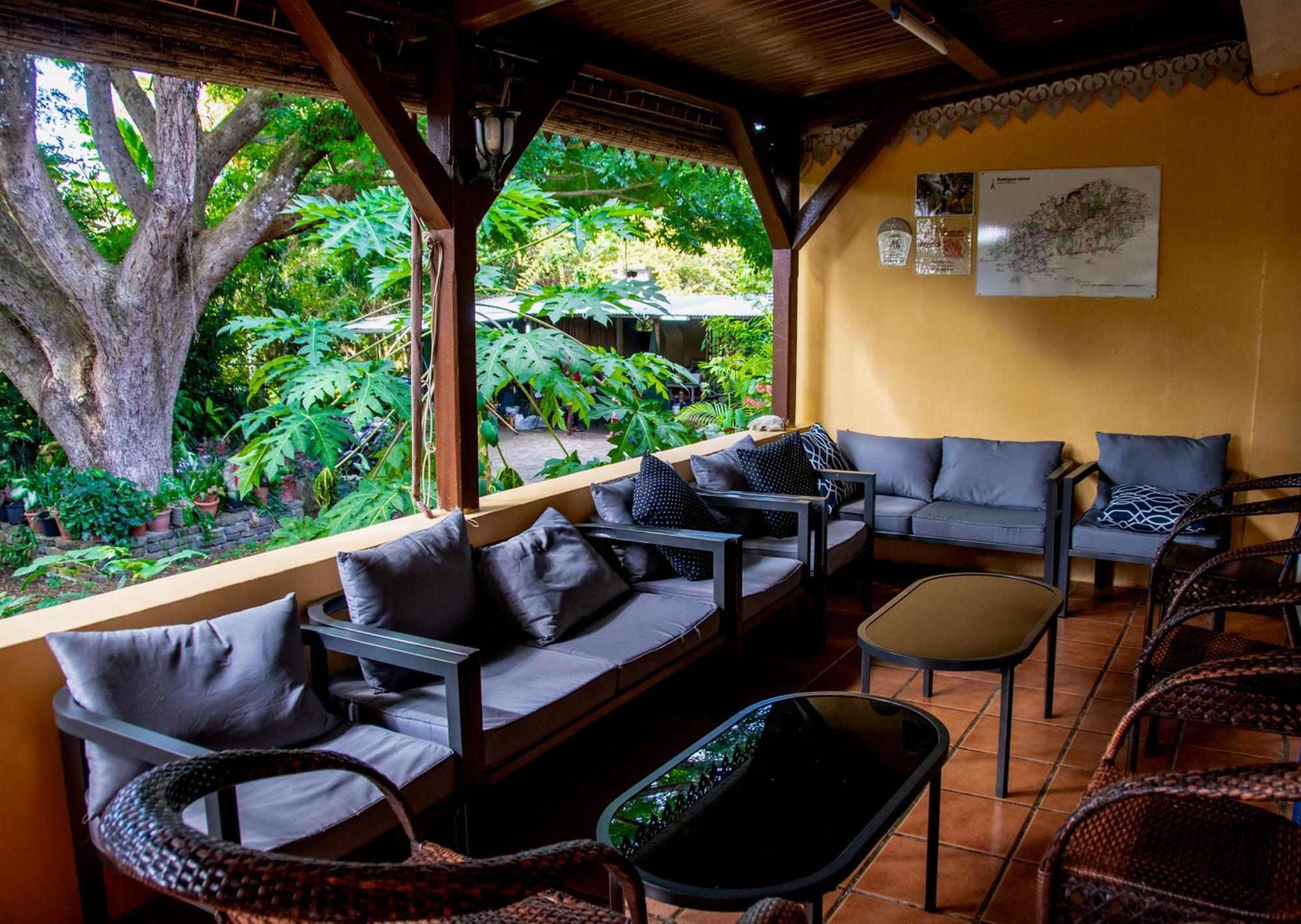 مبيت وإفطار Saint Gabriel Le Tropical Chez Jeannette المظهر الخارجي الصورة